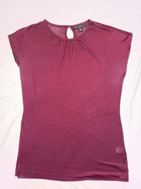 Banana Republic Burgundy Short Sleeve 100% silk Blouse